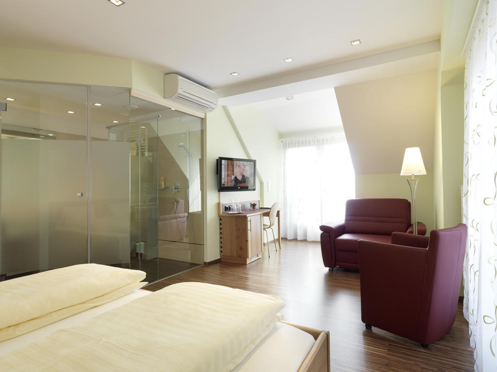Weingut Skoff Original Hotel กัมลิทซ์ ห้อง รูปภาพ