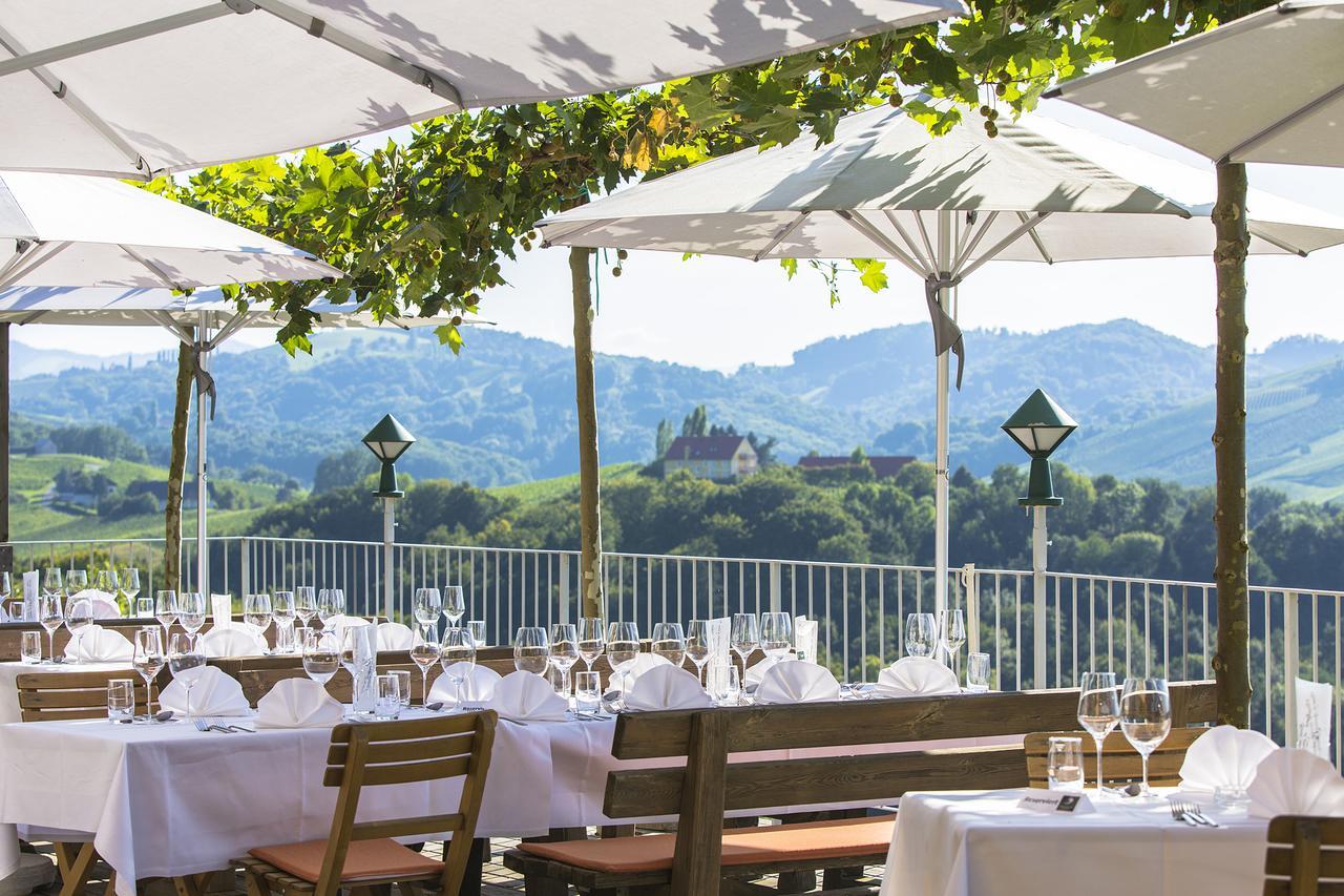 Weingut Skoff Original Hotel กัมลิทซ์ ภายนอก รูปภาพ